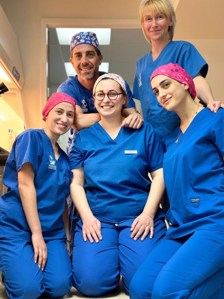Das Team der Pedieos IVF-Klinik in der Republik Zypern – Experten, die sich der In-vitro-Fertilisation und Reproduktionsmedizin widmen